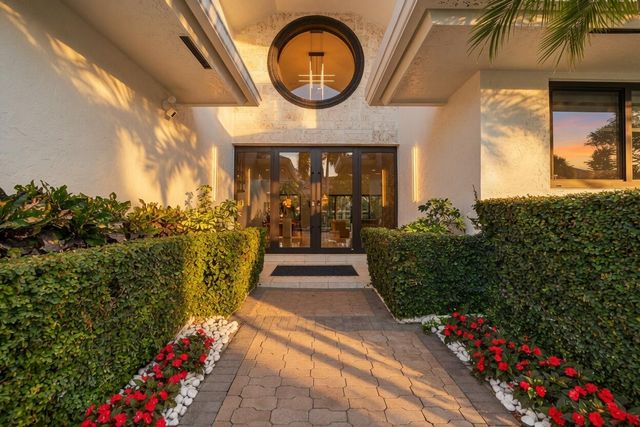 21312 Greenwood Court, Boca Raton, FL 33433