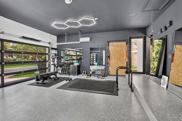 21312 Greenwood Court, Boca Raton, FL 33433