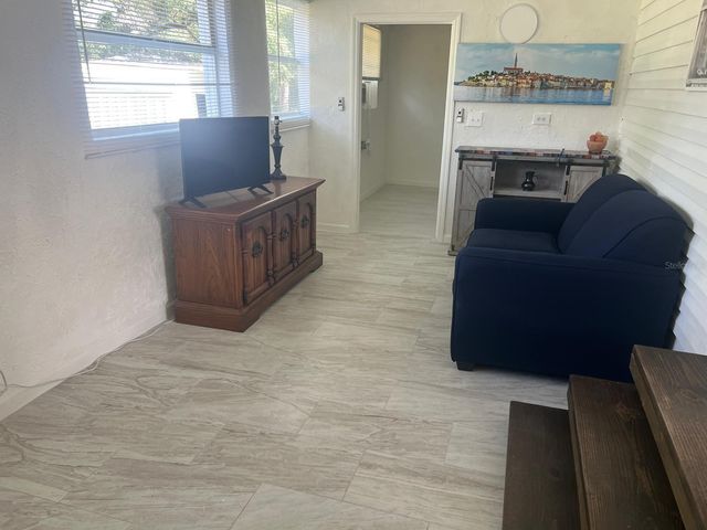 20456 SE 140TH STREET, Umatilla, FL 32784