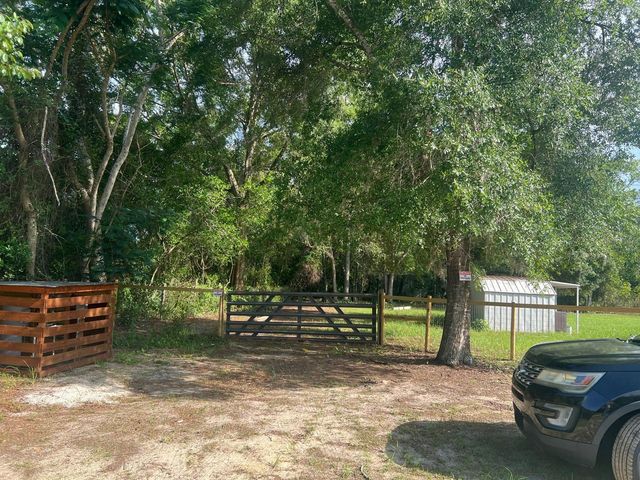 20456 SE 140TH STREET, Umatilla, FL 32784
