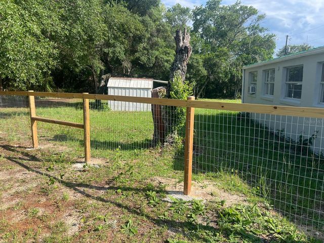 20456 SE 140TH STREET, Umatilla, FL 32784