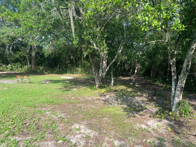 20456 SE 140TH STREET, Umatilla, FL 32784