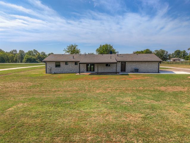7157 E Hwy 266, Claremore, OK 74019