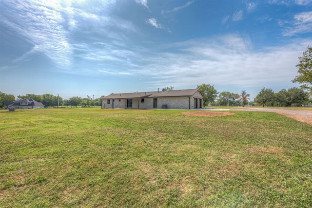 7157 E Hwy 266, Claremore, OK 74019