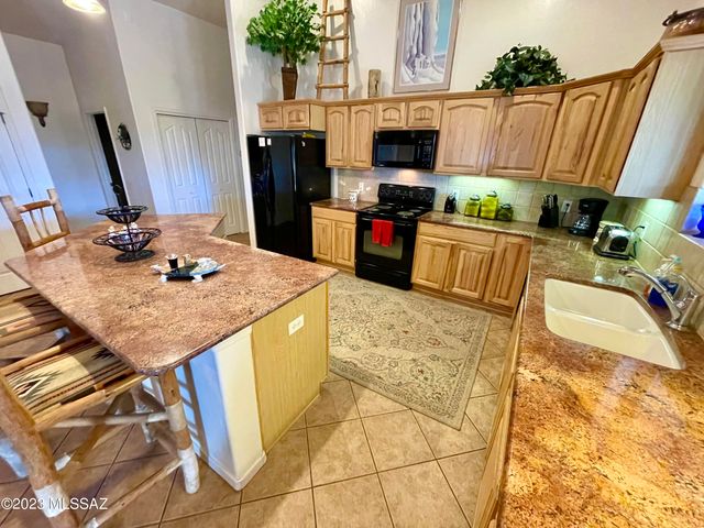 9090 S Tequila Sunrise Road, Hereford, AZ 85615