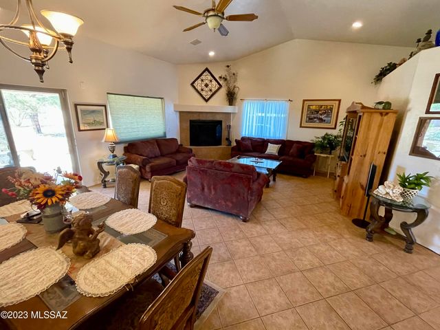 9090 S Tequila Sunrise Road, Hereford, AZ 85615