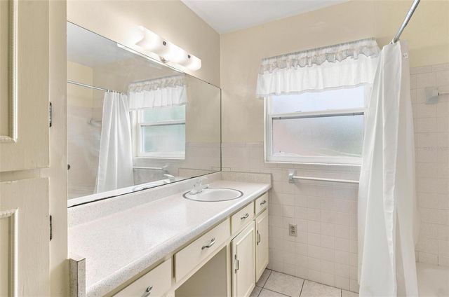 1631 CANAL COURT, Tavares, FL 32778