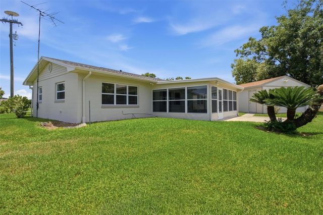 1631 CANAL COURT, Tavares, FL 32778