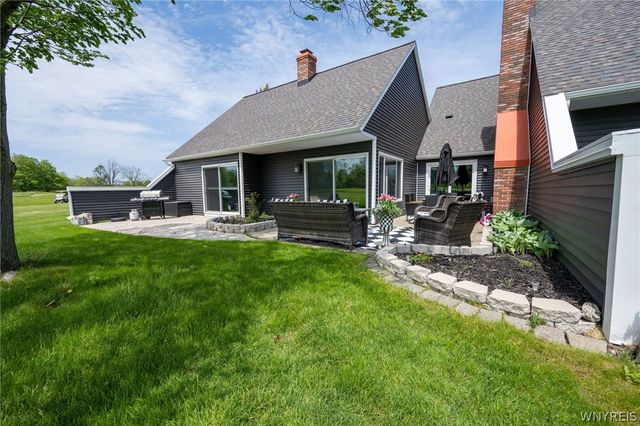 3142 East River Road, Grand Island, NY 14072