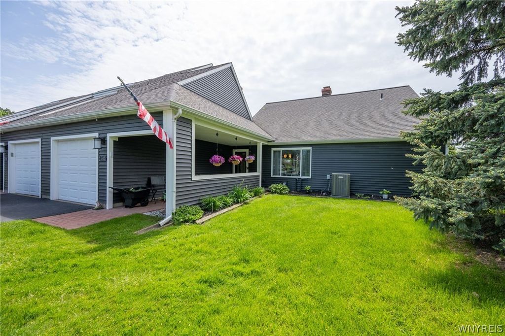 3142 East River Road, Grand Island, NY 14072