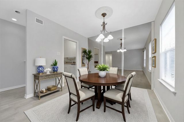 2822 Briarhurst Drive 45, Houston, TX 77057