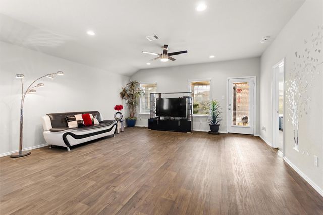 1711 Martin Spring Lane, Rosenberg, TX 77469