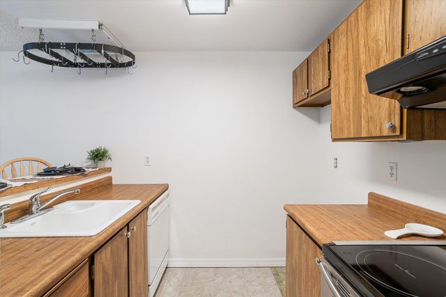 6007 E 6th Ave, Spokane Valley, WA 99212