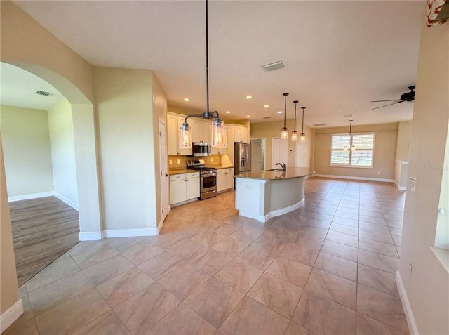 27103 CAMERONS RUN, Leesburg, FL 34748