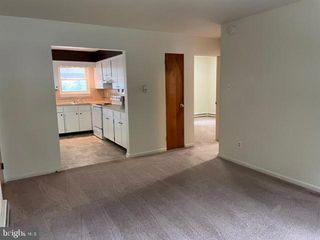 510-512 GRANDVIEW DR, Lewisberry, PA 17339