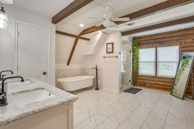 2200 White Lane, Haslet, TX 76052