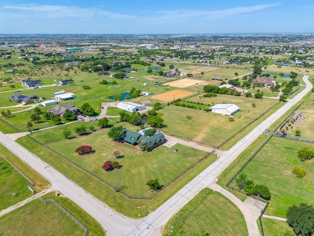2200 White Lane, Haslet, TX 76052
