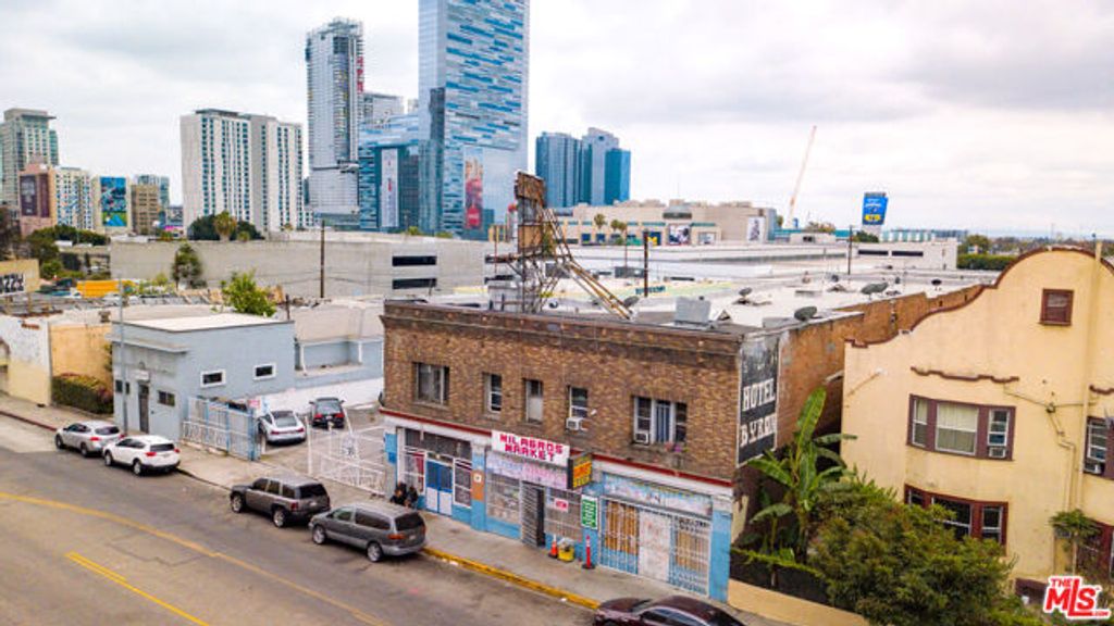 1214 W 8th Street, Los Angeles, CA 90017