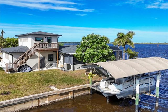 2440 QUAIL TERRACE, Port Charlotte, FL 33981