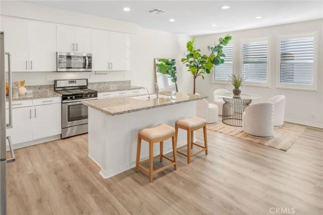 928 E Twill Court, Anaheim, CA 92802