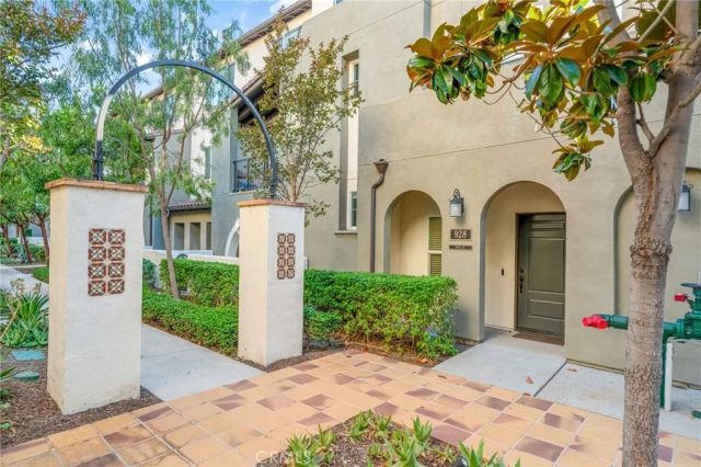 928 E Twill Court, Anaheim, CA 92802
