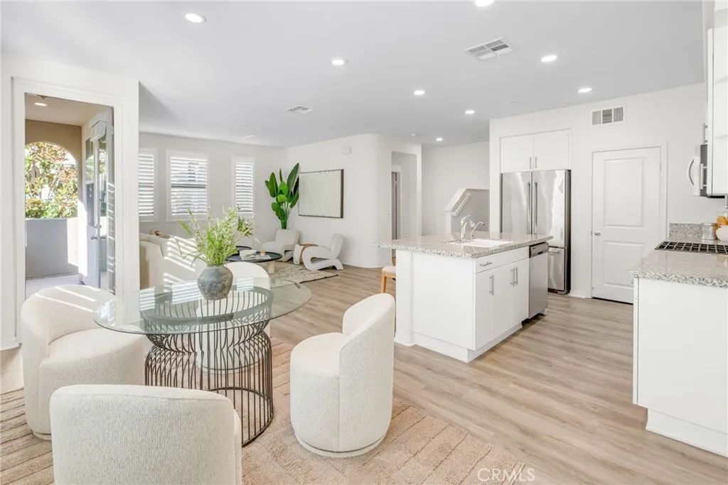 928 E Twill Court, Anaheim, CA 92802