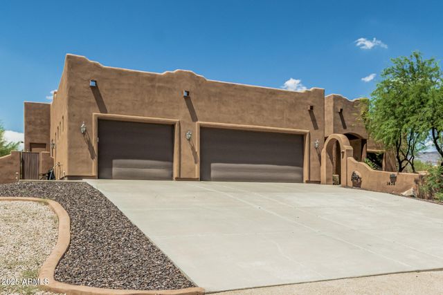 1434 E Venado Drive, New River, AZ 85087