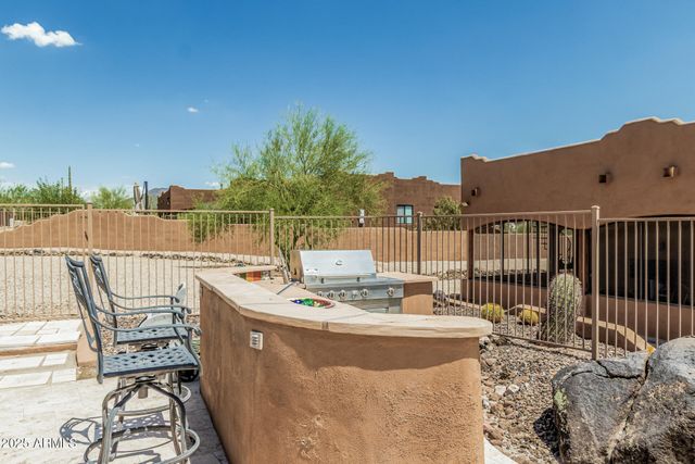 1434 E Venado Drive, New River, AZ 85087