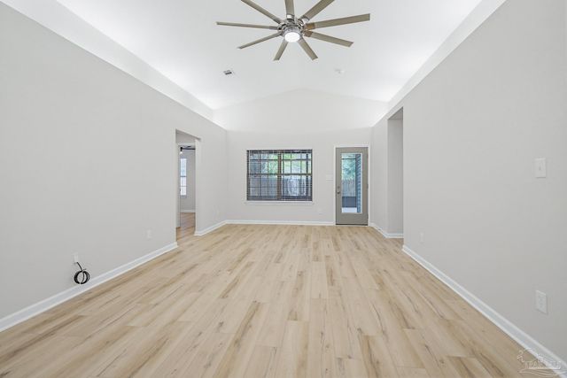 809 Bunting Ct, Cantonment, FL 32533