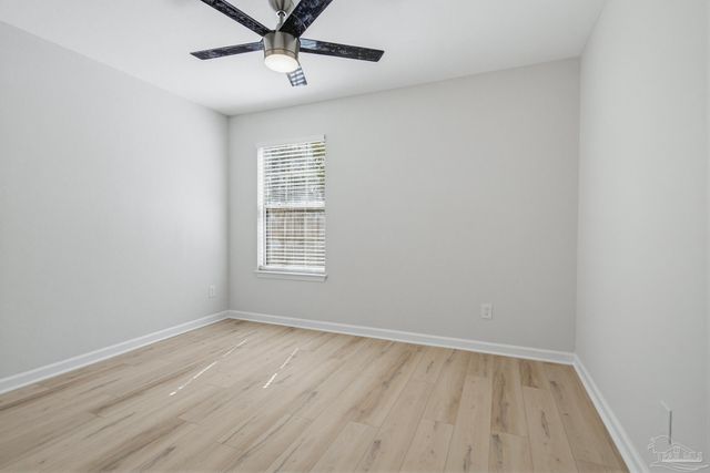 809 Bunting Ct, Cantonment, FL 32533