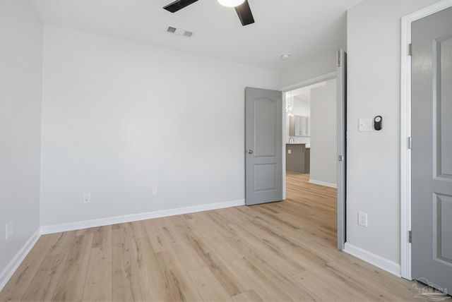 809 Bunting Ct, Cantonment, FL 32533