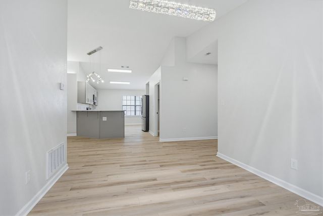 809 Bunting Ct, Cantonment, FL 32533