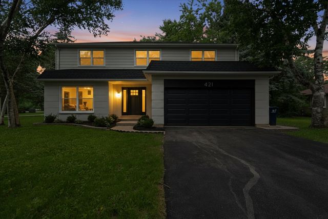 421 Russet Avenue, Naperville, IL 60565