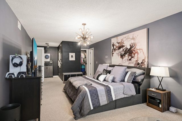 48 Groveland Terrace B206, Minneapolis, MN 55403