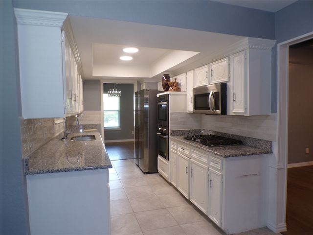 4730 Chilton Drive, Dallas, TX 75227