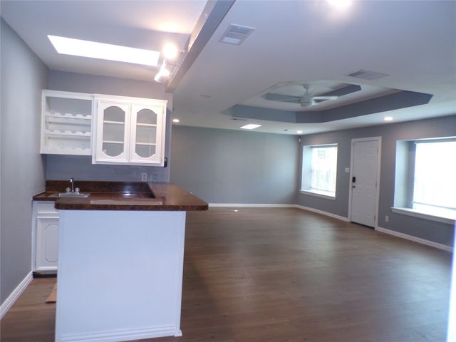 4730 Chilton Drive, Dallas, TX 75227