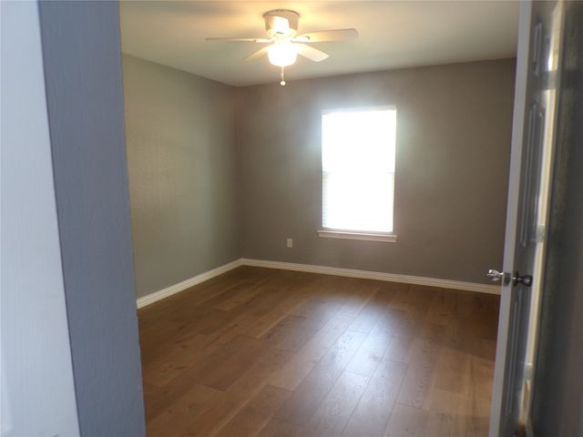 4730 Chilton Drive, Dallas, TX 75227