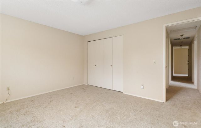 352 NW Fairhaven, Oak Harbor, WA 98277
