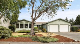 352 NW Fairhaven, Oak Harbor, WA 98277