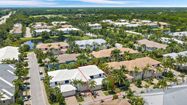 1025 Piccadilly Street, Palm Beach Gardens, FL 33418