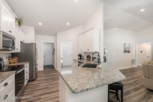 1486 Harper Boulevard SW, Palm Bay, FL 32908