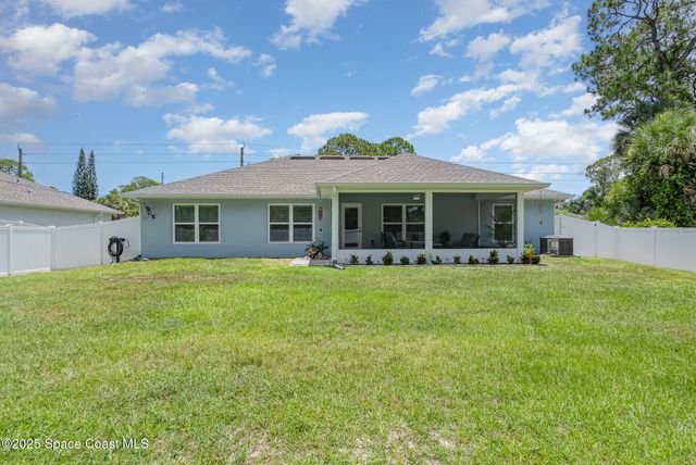 1486 Harper Boulevard SW, Palm Bay, FL 32908
