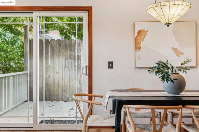 4125 Kuhnle Ave, Oakland, CA 94605