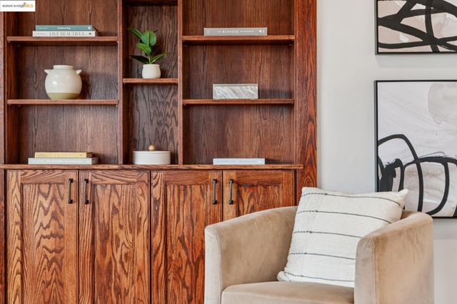 4125 Kuhnle Ave, Oakland, CA 94605