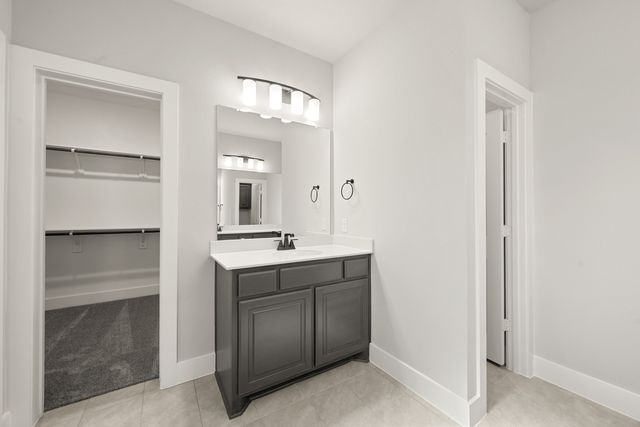 633 Ole Opry Drive, Burleson, TX 76028