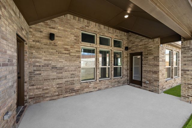 633 Ole Opry Drive, Burleson, TX 76028