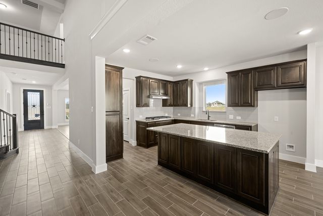 633 Ole Opry Drive, Burleson, TX 76028