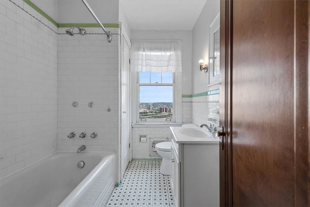 431 Bailey Ave, Mt Washington, PA 15211