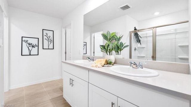6523 Equinox LN, North Fort Myers, FL 33917