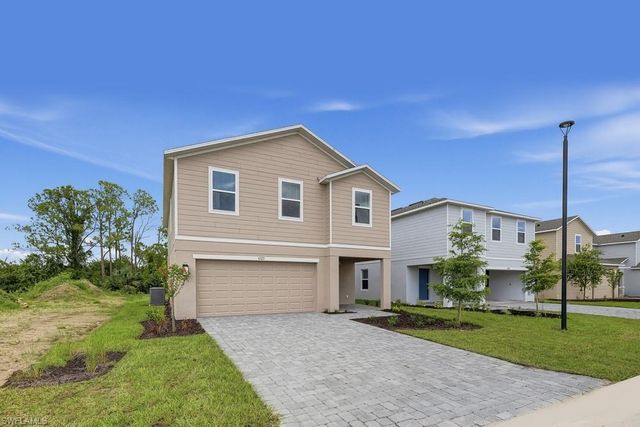 6523 Equinox LN, North Fort Myers, FL 33917